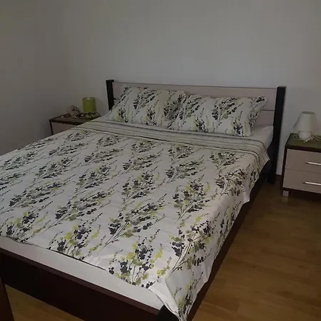 דירה Mira Tresk Otok *