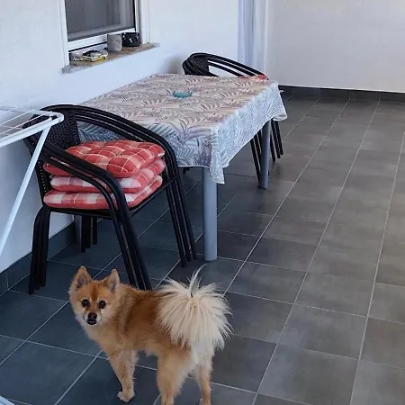 דירה Mira Tresk Otok ויר